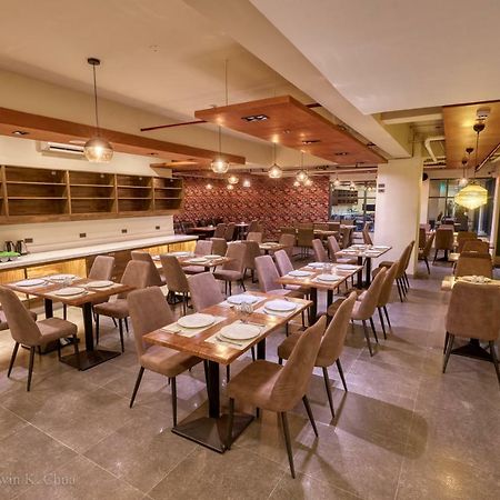Griffin Hotel And Suites Себу Экстерьер фото